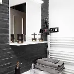 Maison Chateaudun - Clim, Terrasse & Garage Prive