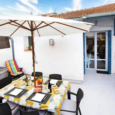 Apartment Maison Chateaudun - Clim, Terrasse & Garage Prive