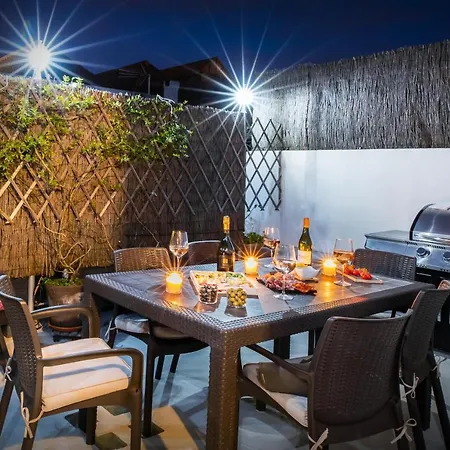 Maison Chateaudun - Clim, Terrasse & Garage Prive *