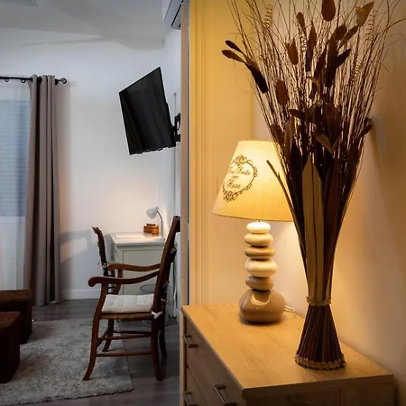 Maison Chateaudun - Clim, Terrasse & Garage Prive 아파트 *