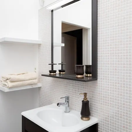 Maison Chateaudun - Clim, Terrasse & Garage Prive *