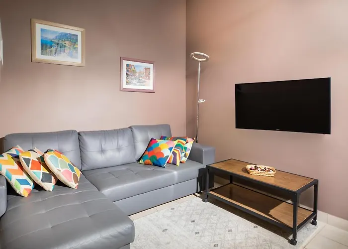 Maison Chateaudun - Clim, Terrasse & Garage Prive 公寓 *